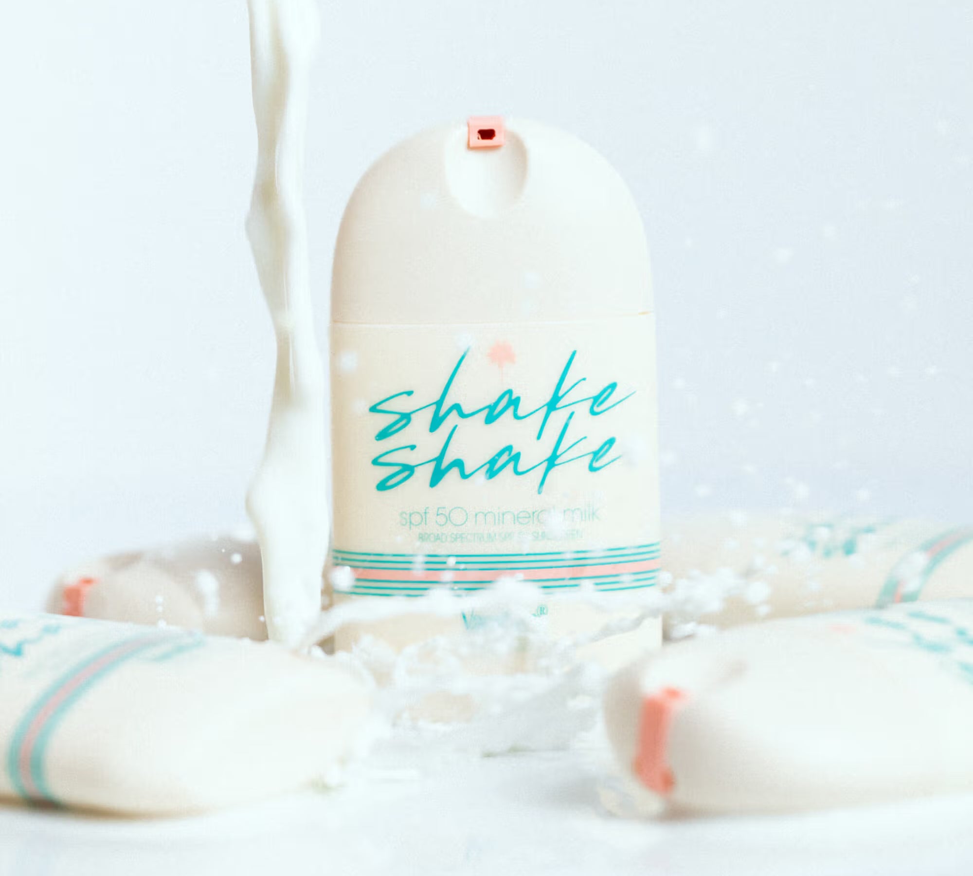 Vacation® Shake Shake SPF50 - bespøke by SKINALCHEMY