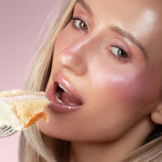 Anfisa An Gloss Angel Food – Tinted Ceramide Lip Treatment - bespøke by SKINALCHEMY